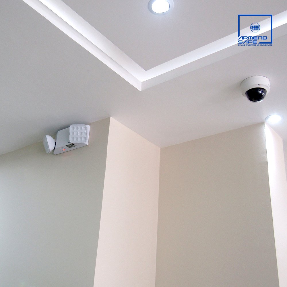 Sistemas-de-alarmas-y-video-vigilancia-3